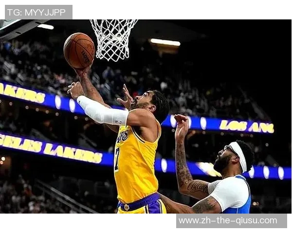 关键时刻总是顶不住啊！湖人后场大将这次怎样又掉链子了？